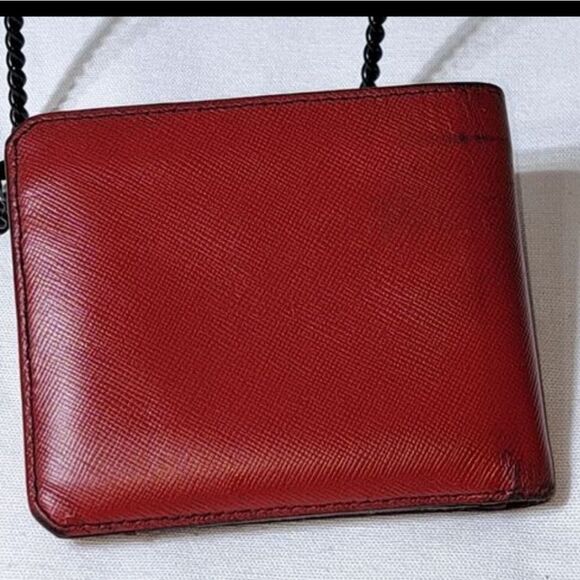 Prada Bifold Wallet in Red Authentic Good Condition - Picture 13 of 16